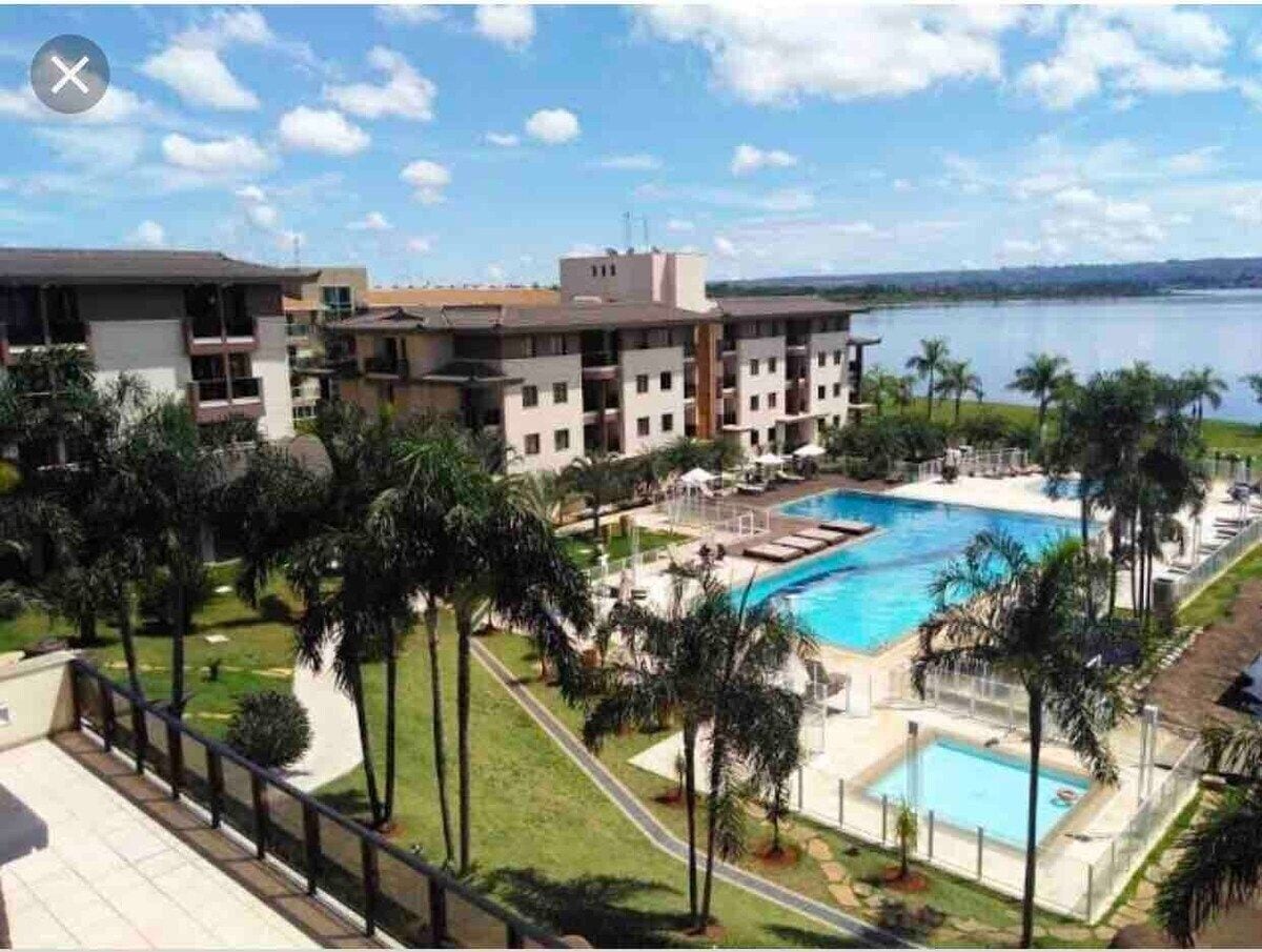 Departamento básico | Alberca | 2 albercas al aire libre 