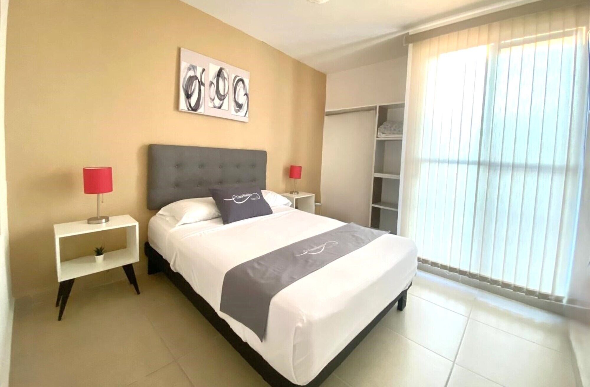 2 bedrooms, desk, iron/ironing board, free WiFi