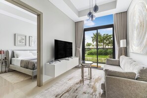 TV - Goldbest - Aykon City 2bdr (Dubai)