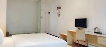 Tongshan Youth Fashion Hotel