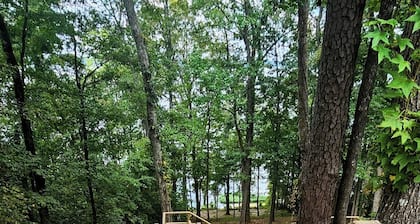 EUFAULA COTTAGE BY THE LAKE