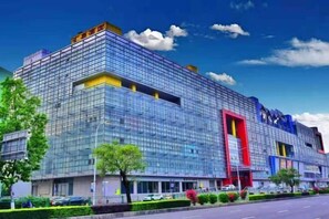 Exterior - Huiquan Hotel (Zhongshan)