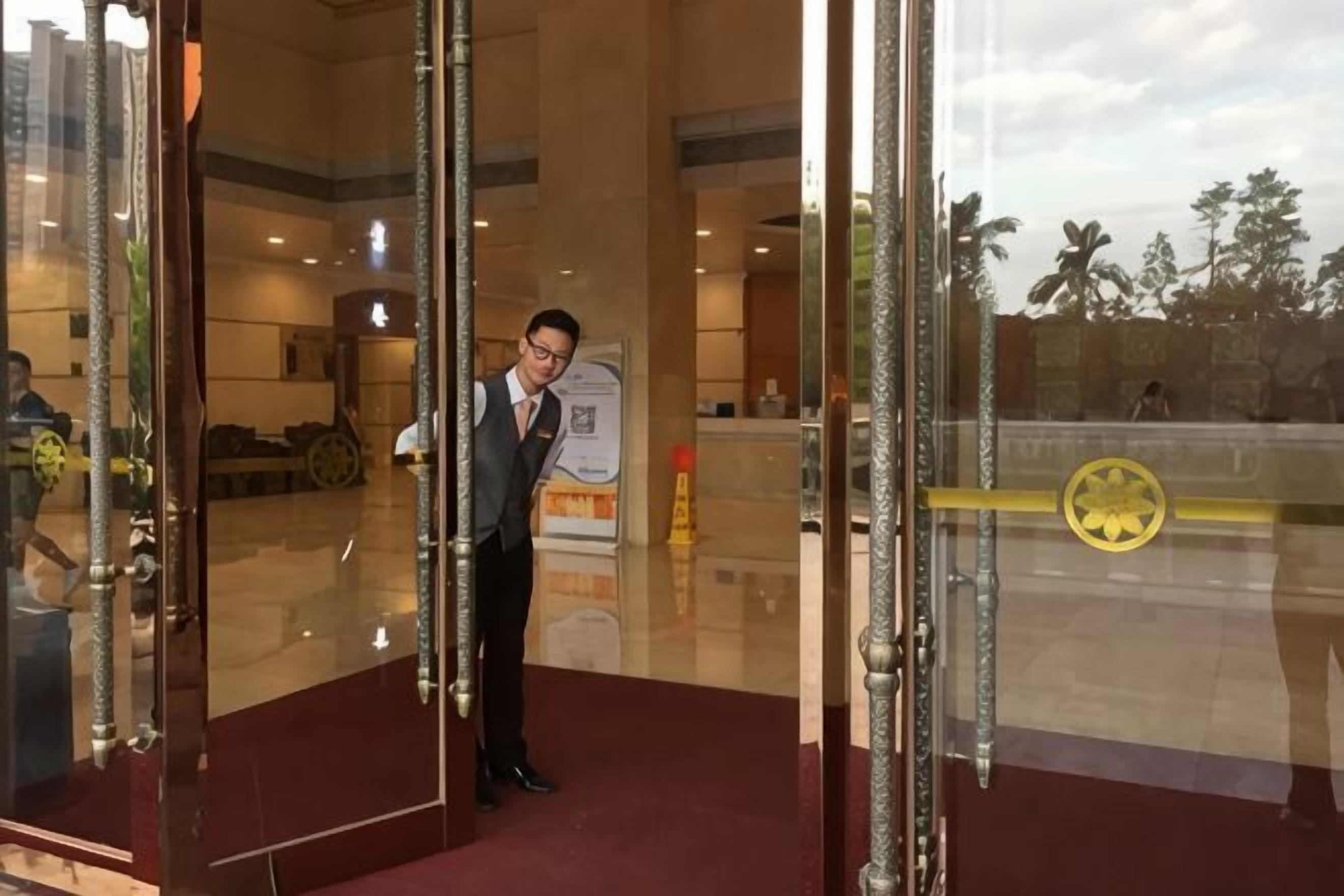 บริเวณภายนอก