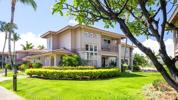 Condo (2 Bedrooms) | Exterior