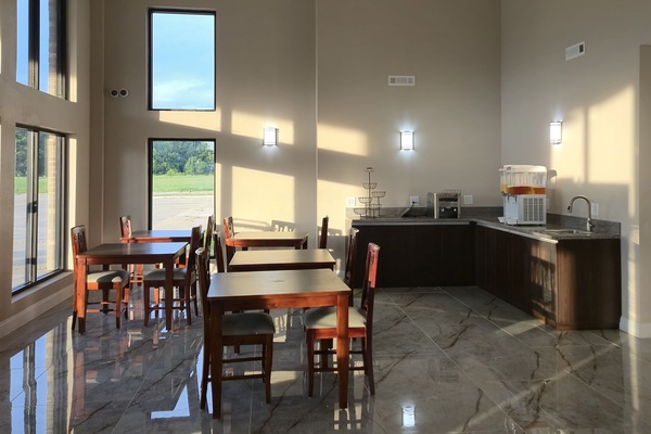 Free daily continental breakfast