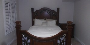 3 bedrooms, WiFi, bed sheets