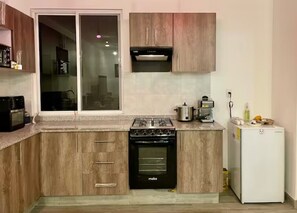 Microwave, oven, stovetop - House overlooking the Cimatario ecological reserve (Santiago de Querétaro)