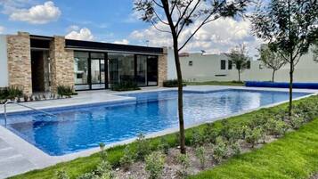 Außenpool, beheizter Pool