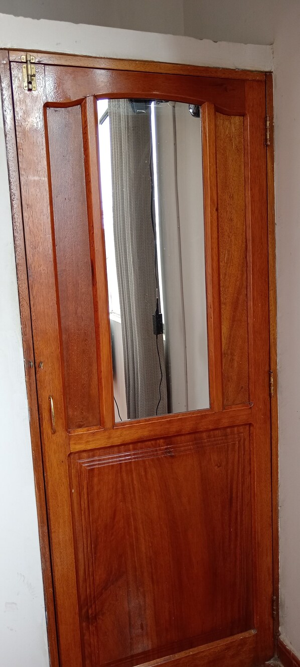 Free WiFi - Choza Amazonica (Tambopata)