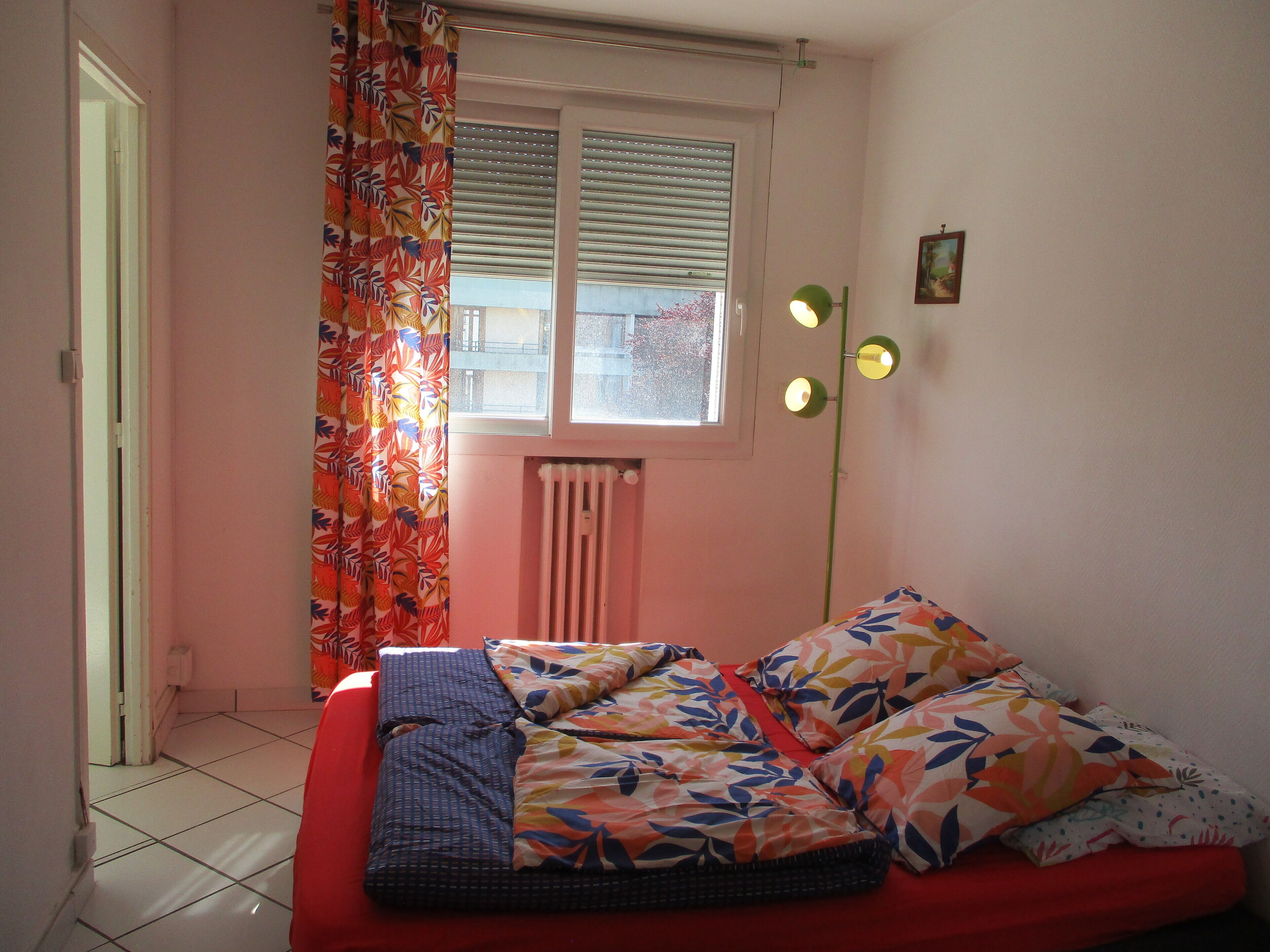 1 chambre, fer et planche à repasser, Wi-Fi gratuit