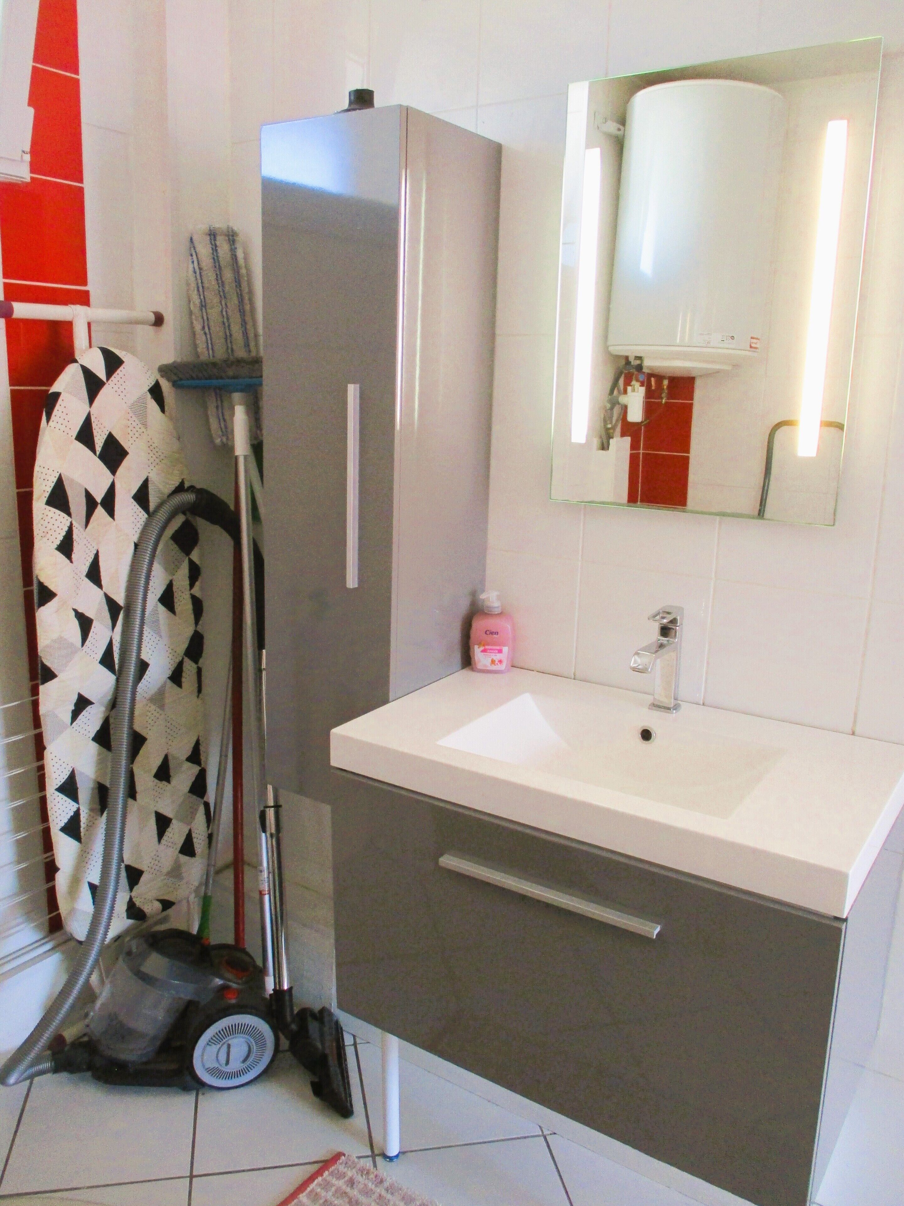 Douche, papier toilette