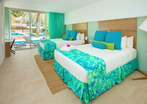 Deluxe Double Room, Pool View | In-room safe, desk, laptop workspace, blackout curtains - Maloka Hotel Boutique & Spa (Arismendi)