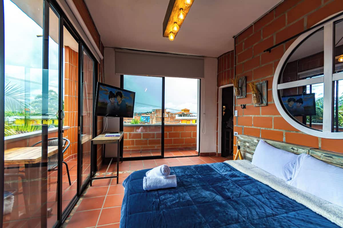 Doppia Design | 1 camera, biancheria da letto di alta qualità, Wi-Fi gratuito, lenzuola