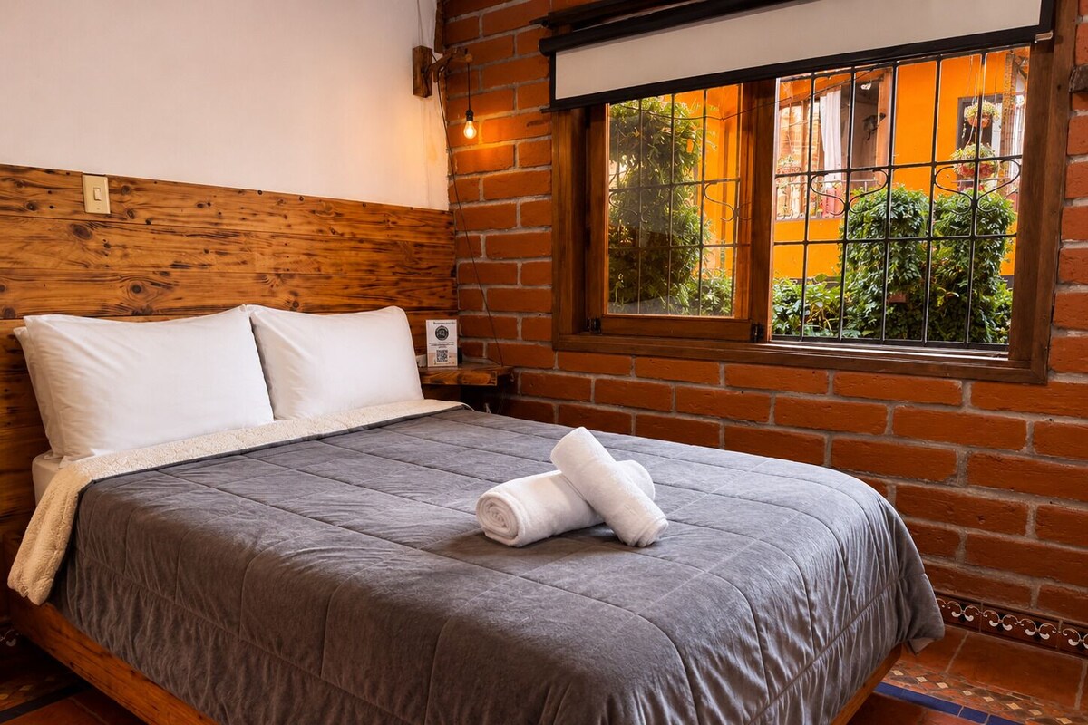 Classic Room, Garden View