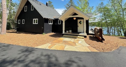 Charming 3-bedroom Cabin on Lake O'Brien with Pontoon Boat