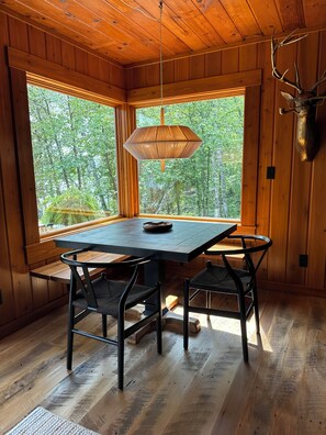 Dining - Charming 3-bedroom Cabin on Lake O'Brien with Pontoon Boat (Crosslake)