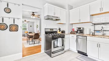 Microwave, oven, stovetop, dishwasher
