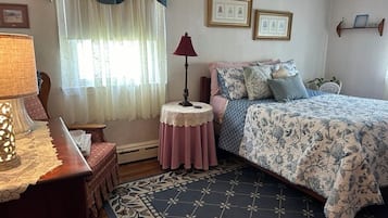 1 chambre, bureau, fer et planche à repasser, Wi-Fi