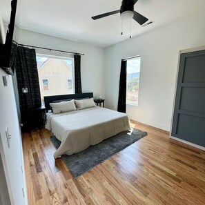 2 bedrooms, WiFi, bed sheets - Charming 2-bedroom townhome in Chattanooga
(Chattanooga)