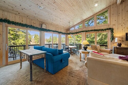 Lakefront Escape, On Snowmobile Trail, Near Town