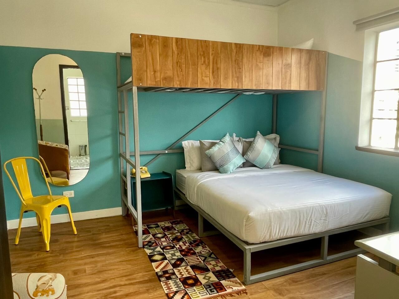 Deluxe Room, Mountain View | Free WiFi, bed sheets