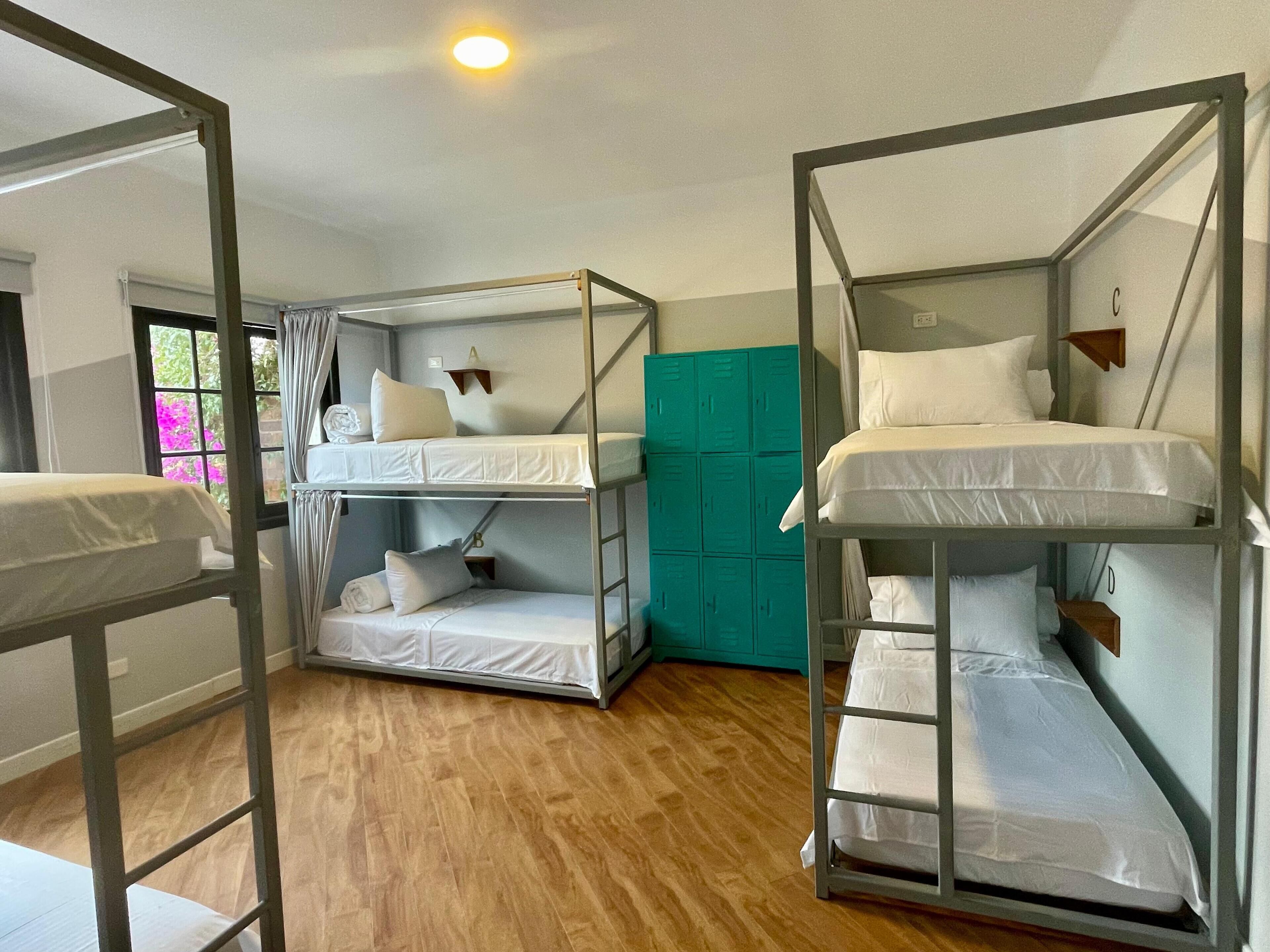 Shared Dormitory, Mixed Dorm, Courtyard View | Free WiFi, bed sheets