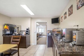 Colazione continentale inclusa, servita tutte le mattine