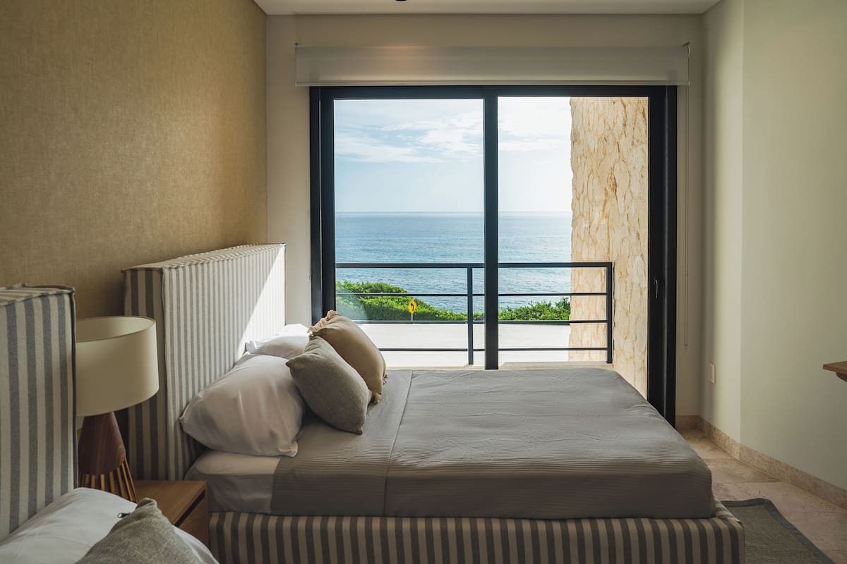 Premium bedding, free WiFi, bed sheets