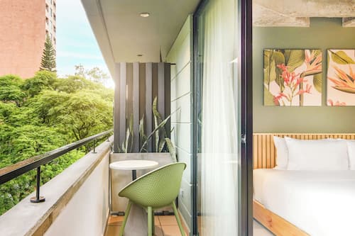 Loft panorámico, 1 cama de matrimonio grande | Vistas desde la habitación