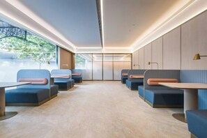Unclassified image, 5 of 17, button - HanTing Hotel (Shanghai Zhenping Road Subway Station Xindian) (Shanghai)