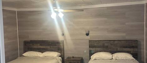 1 quarto, escrivaninha, Wi-Fi de cortesia, roupa de cama