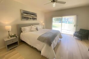 3 Schlafzimmer, Schreibtisch, Bügeleisen/Bügelbrett, WLAN