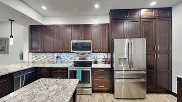 Studio (2 Bedrooms) | Miscellaneous