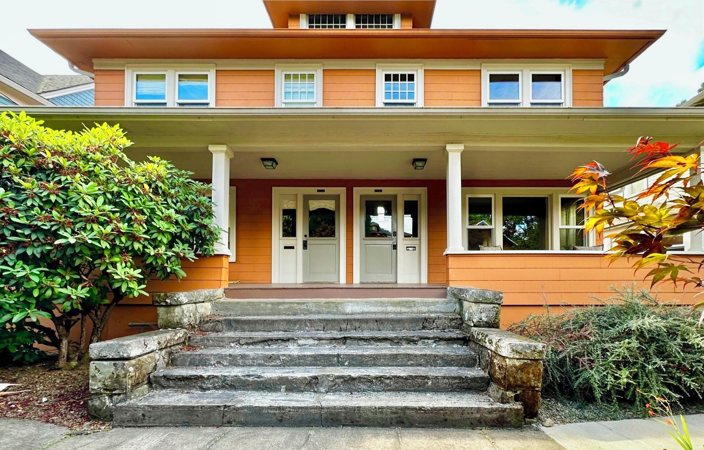 Quiet 2-bedroom Craftsman in SE Portland w/ central AC and King bed