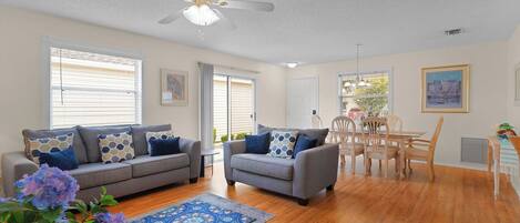 Smart TV, fireplace, table tennis