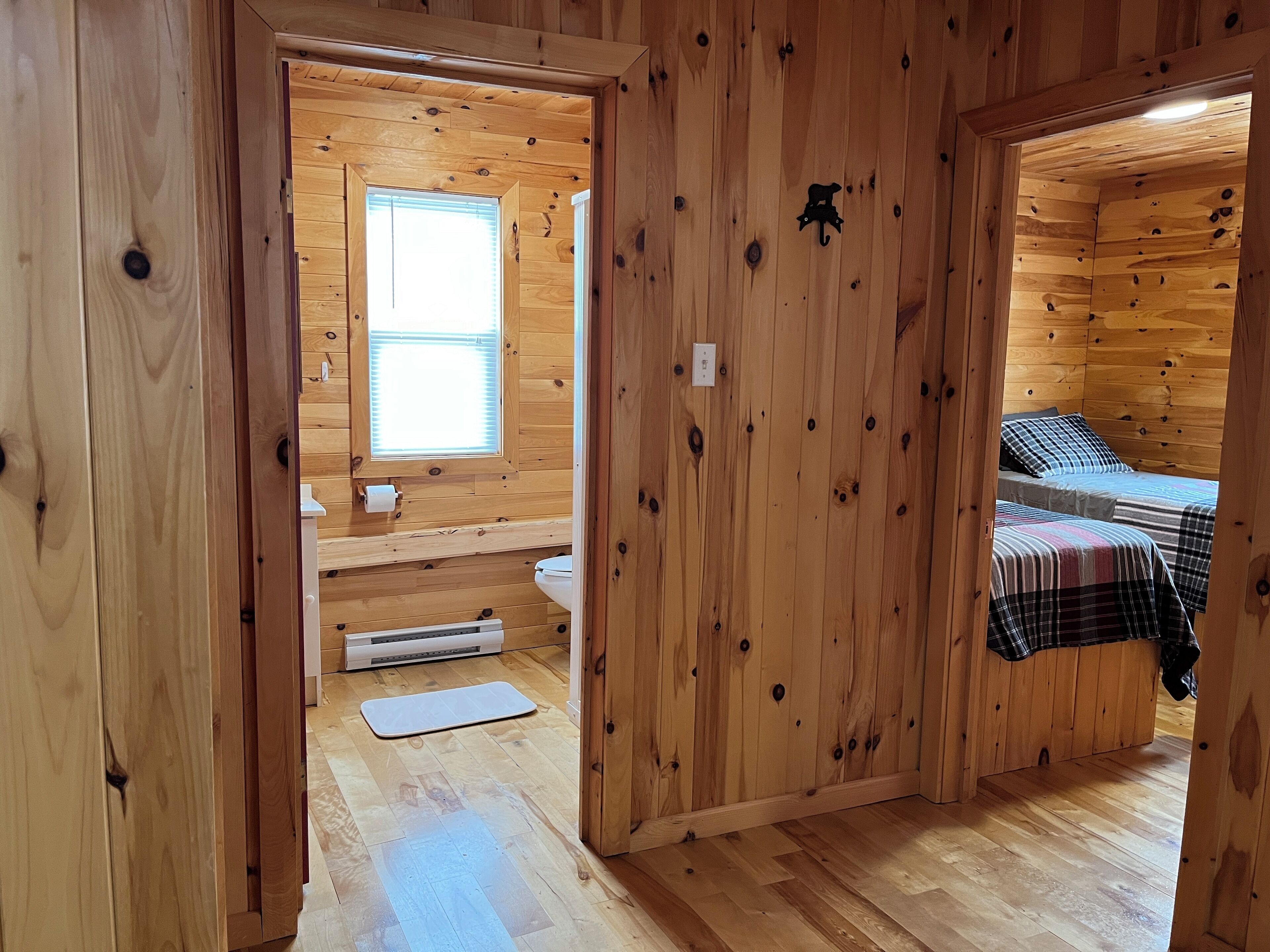 2 bedrooms, bed sheets