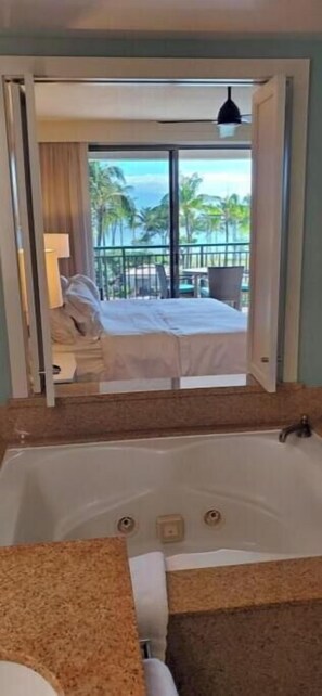 1 bedroom, desk, iron/ironing board, WiFi