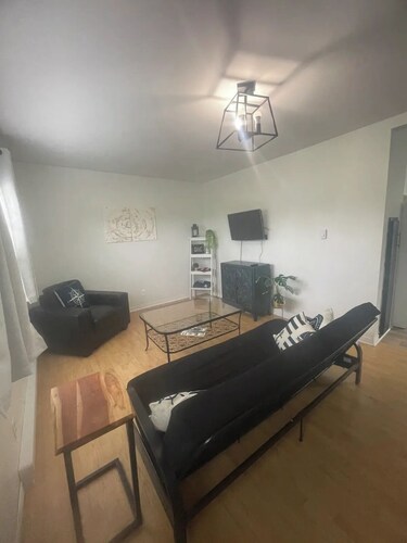 Tiffiny’s Tidal Retreat

