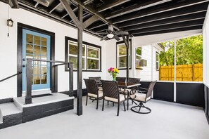 Unclassified image, 5 of 60, button - Charming 3-bedroom house in lovely St. Augustine with Game Room (St. Augustine)