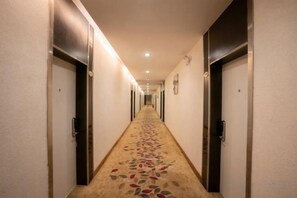 Unclassified image, 5 of 17, button - Kaili Shangjie Hotel (International Trade Shopping Center) (Kaili)