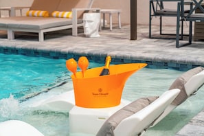 Pool - New Luxury Villa with Heated Pool & Spa near famous Vanderbilt Beach & Mercato. (Naples)