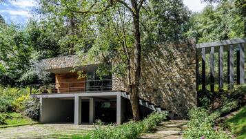 Entrada de la propiedad