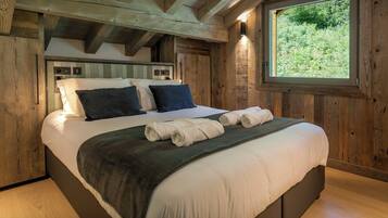 6 bedrooms, WiFi, bed sheets