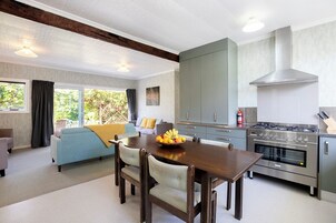 House, Balcony, Mountain View | Living area | Flat-screen TV, fireplace