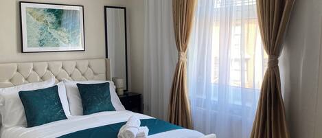 3 chambres, fer et planche à repasser, Wi-Fi gratuit, draps fournis