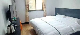 Jiangling Guesthouse