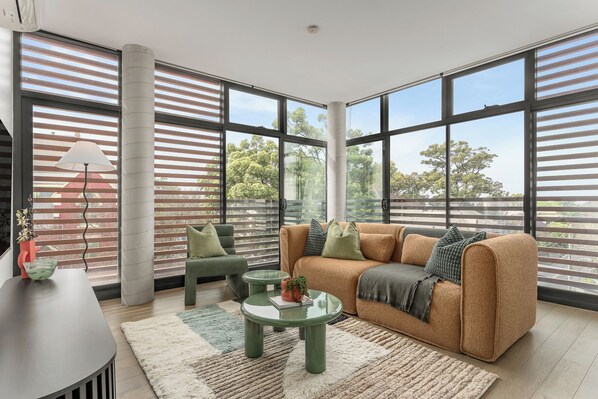 Lägenhet - 1 sovrum | Vardagsrum | Platt-tv