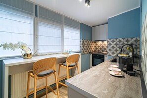 Luxury Apartment, 1 Queen Bed with Sofa bed, Non Smoking, Balcony | Private kitchen | Coffee/tea maker, electric kettle, toaster - Lively Colors & Serene Comfort - Renovated 1BR by Piata Universitatii (Bucharest)