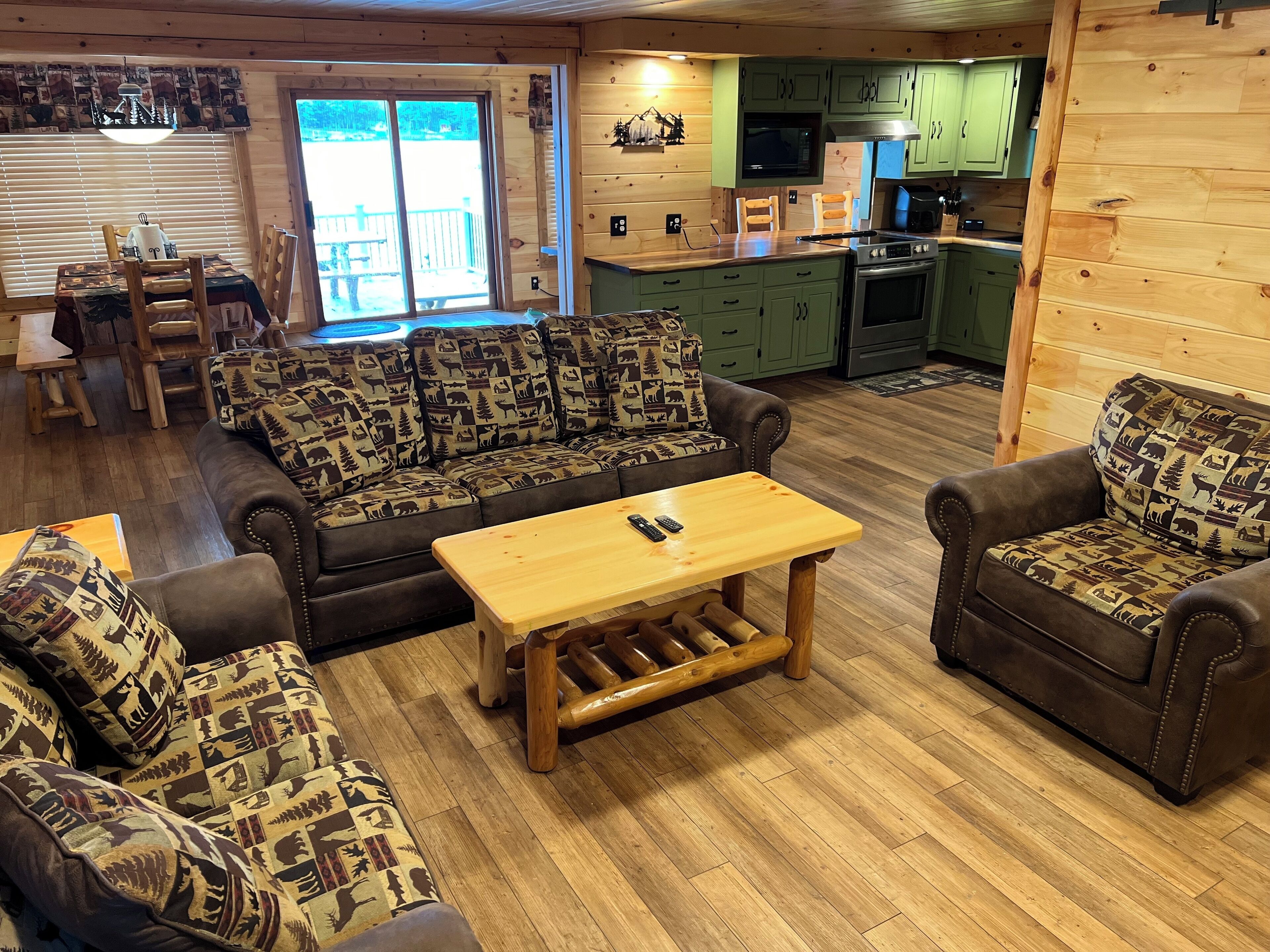 Smart-TV, Kamin, Videospiele, Computerbildschirme