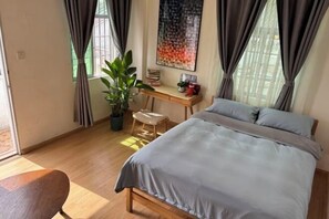 Room - Me Town House (Shenzhen)